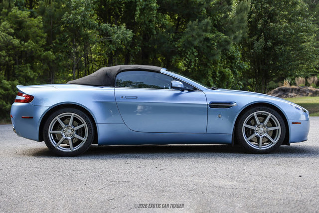 Used 2007 Aston Martin V8 Vantage Roadster RWD image 21