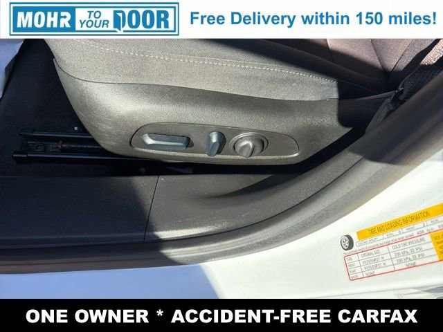 Used 2024 Chevrolet Malibu LT image 12