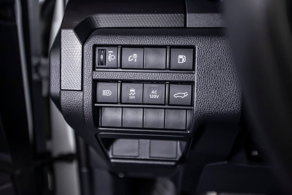 Used 2026 Toyota 4Runner Limited AWD/4WD image 38