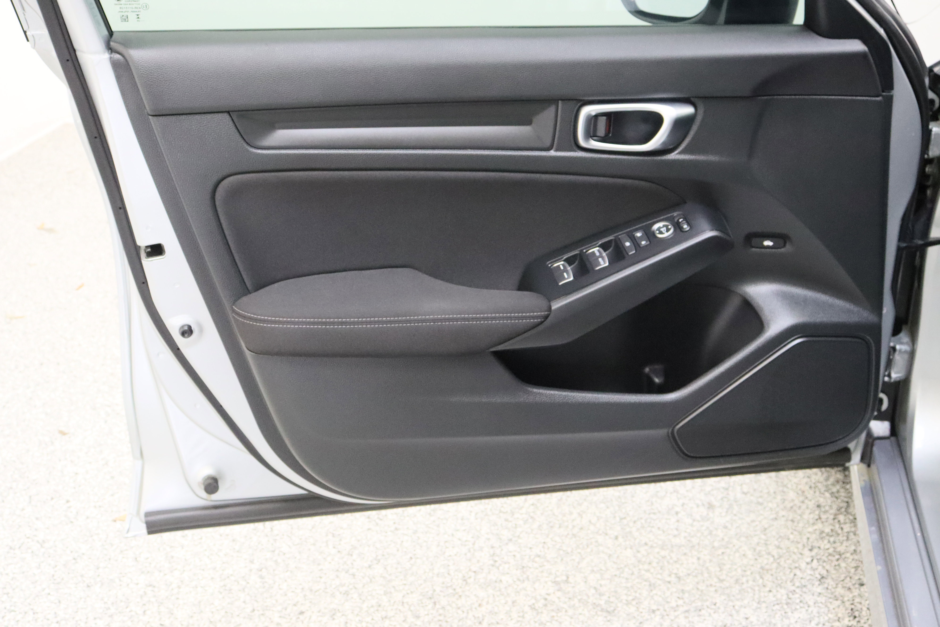 Used 2025 Honda Civic Sport image 12