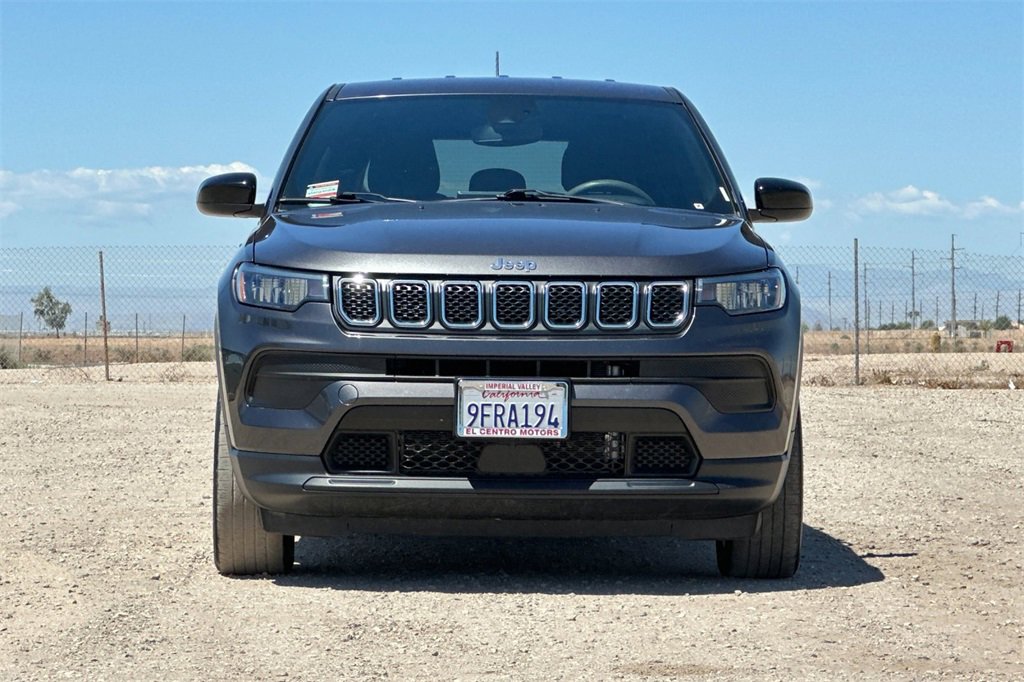 Used 2023 Jeep Compass Sport image 7