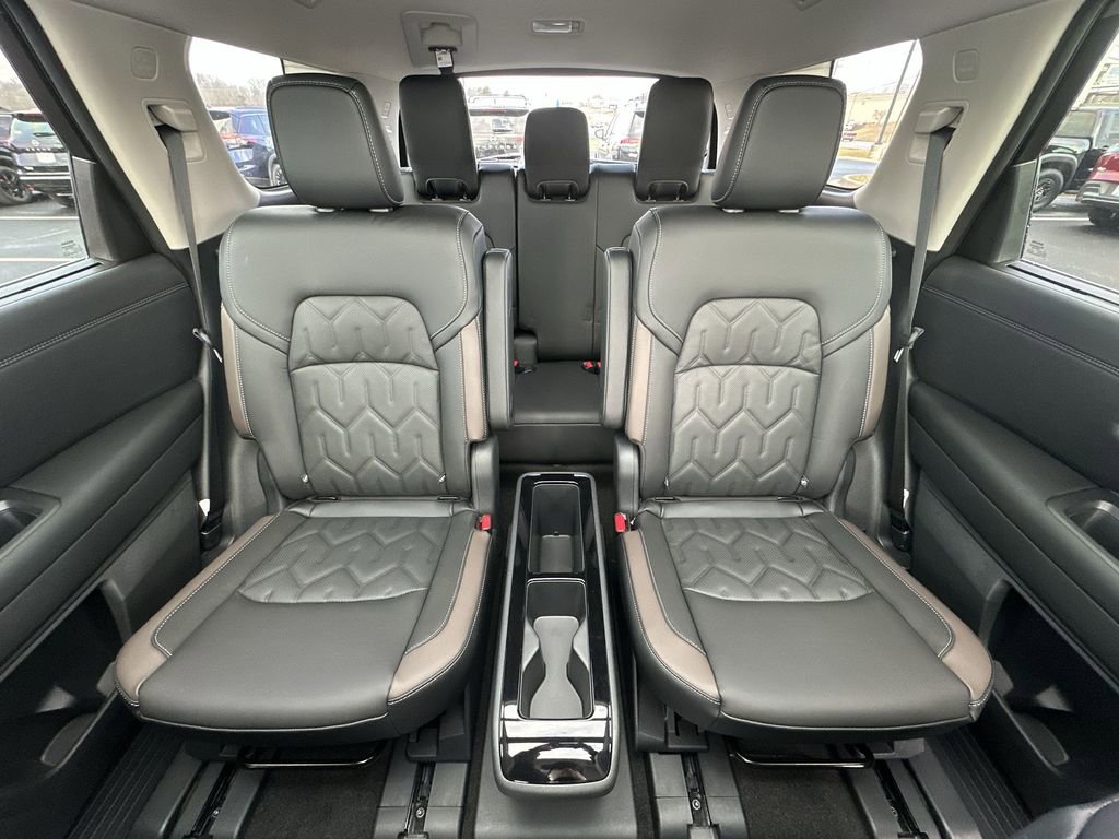 New 2026 Nissan Pathfinder Platinum image 22