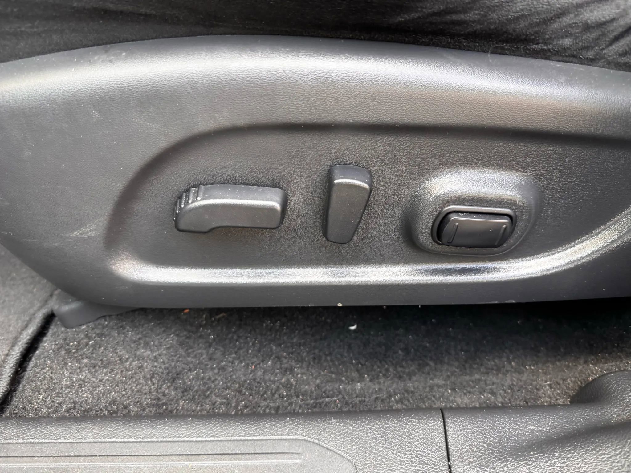 Used 2020 Nissan Murano SV image 16