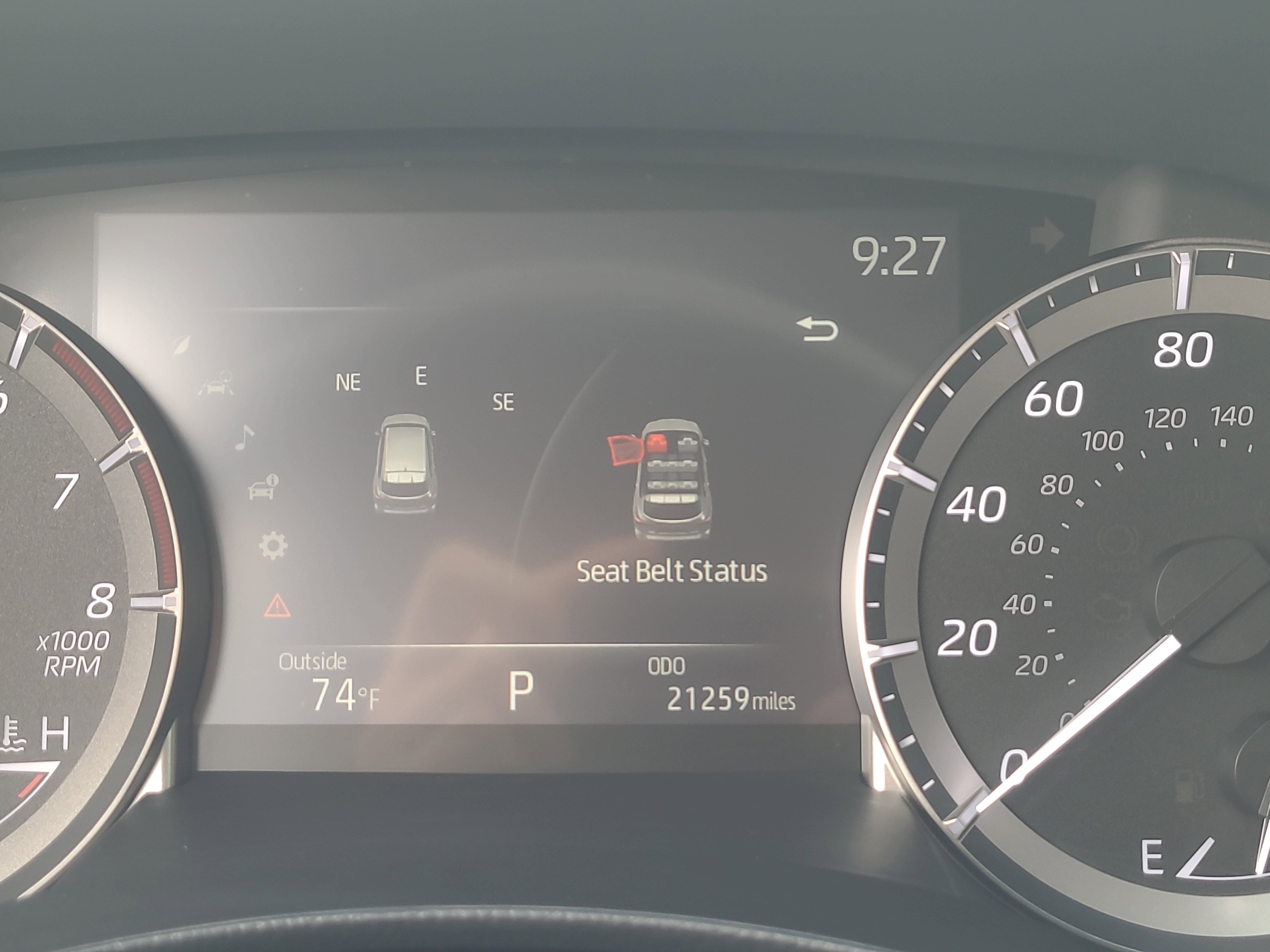 Used 2023 Toyota Highlander LE image 22