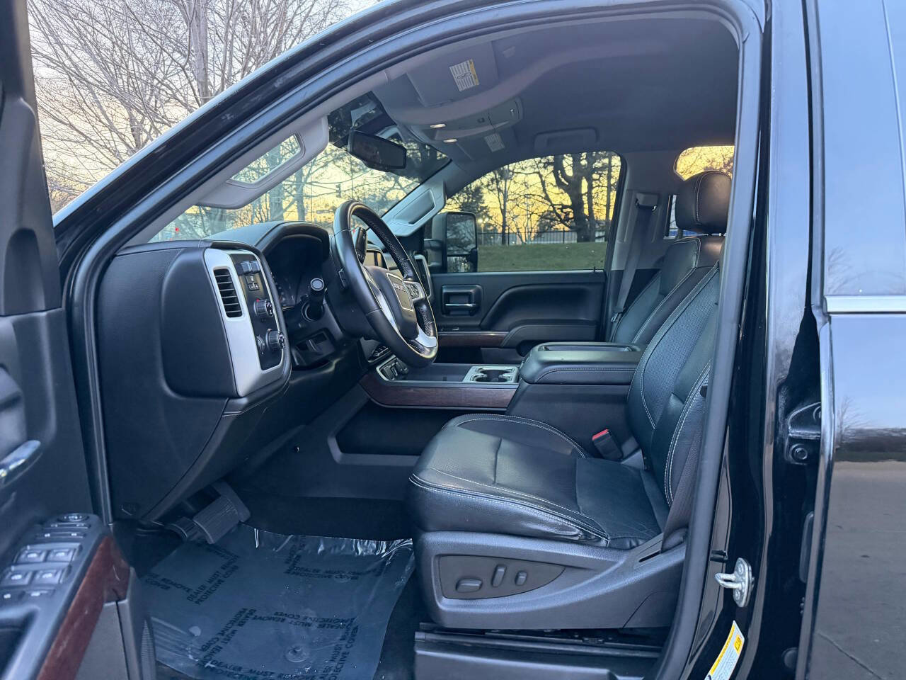 Used 2015 GMC Sierra 3500 SLE image 9