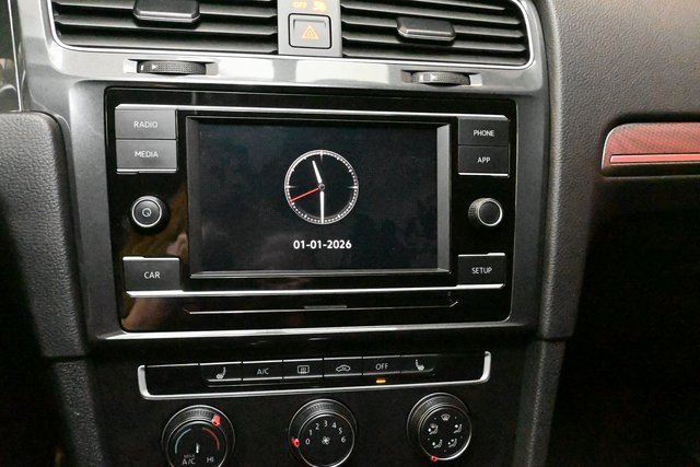 Used 2019 Volkswagen Golf Alltrack S image 15