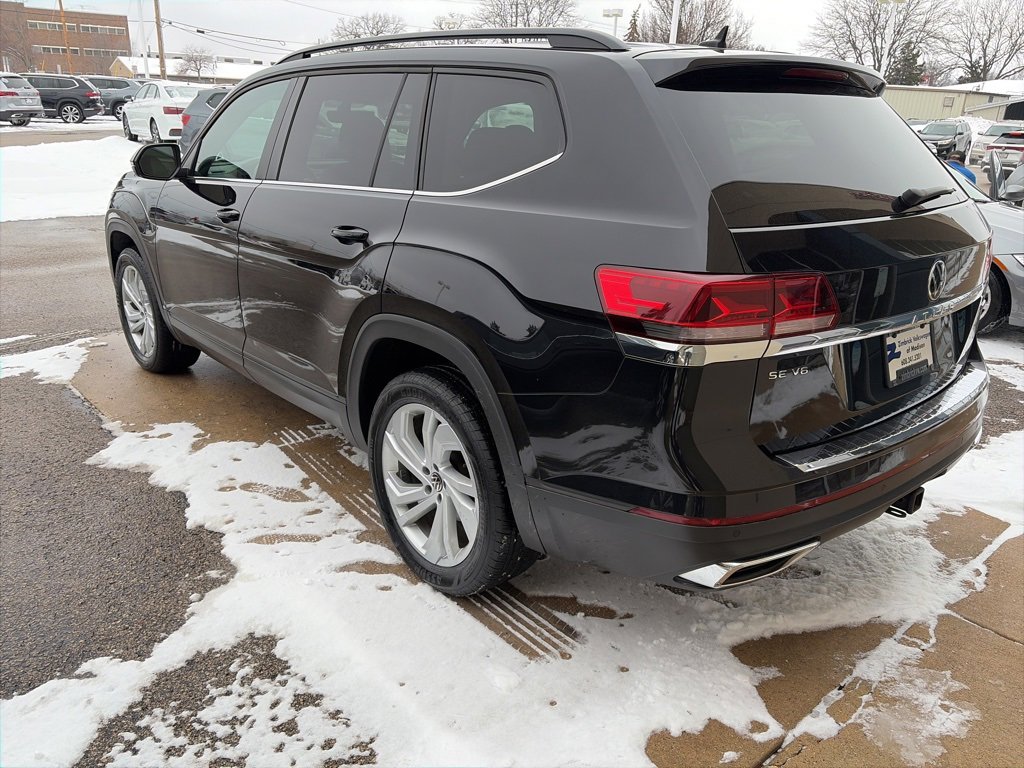 Certified 2022 Volkswagen Atlas SE image 5