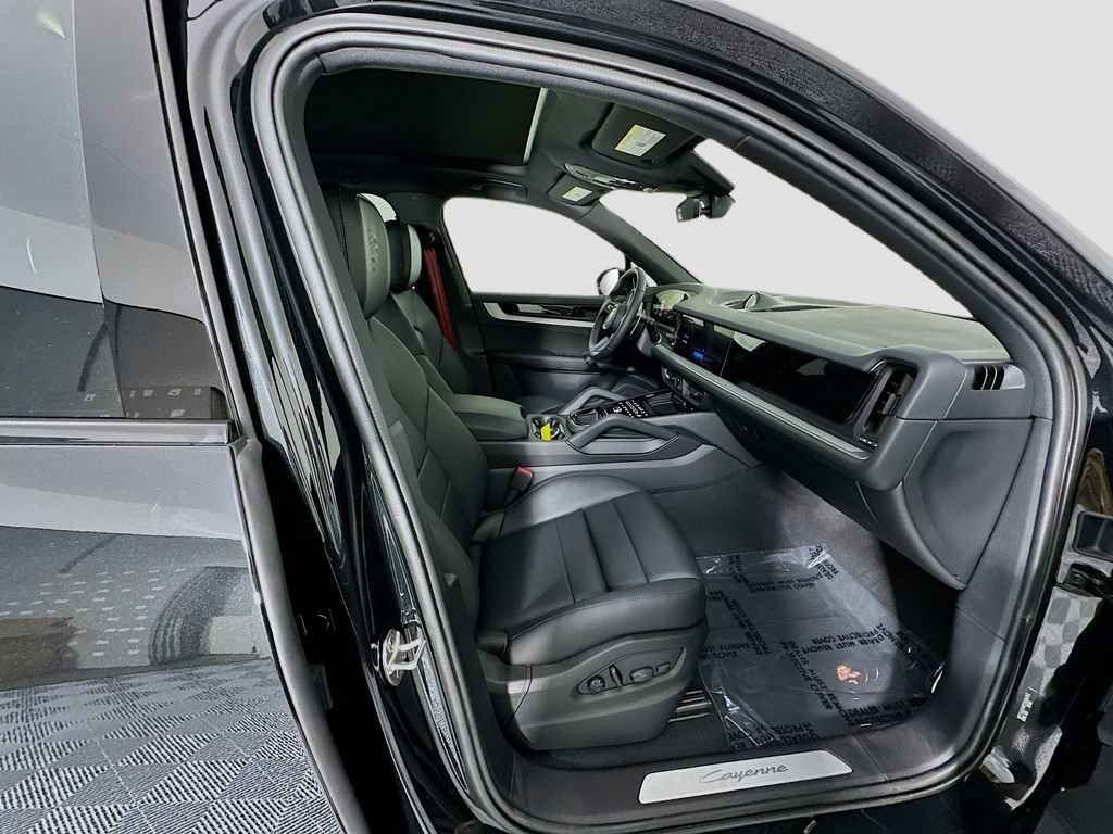 New 2026 Porsche Cayenne AWD/4WD image 29