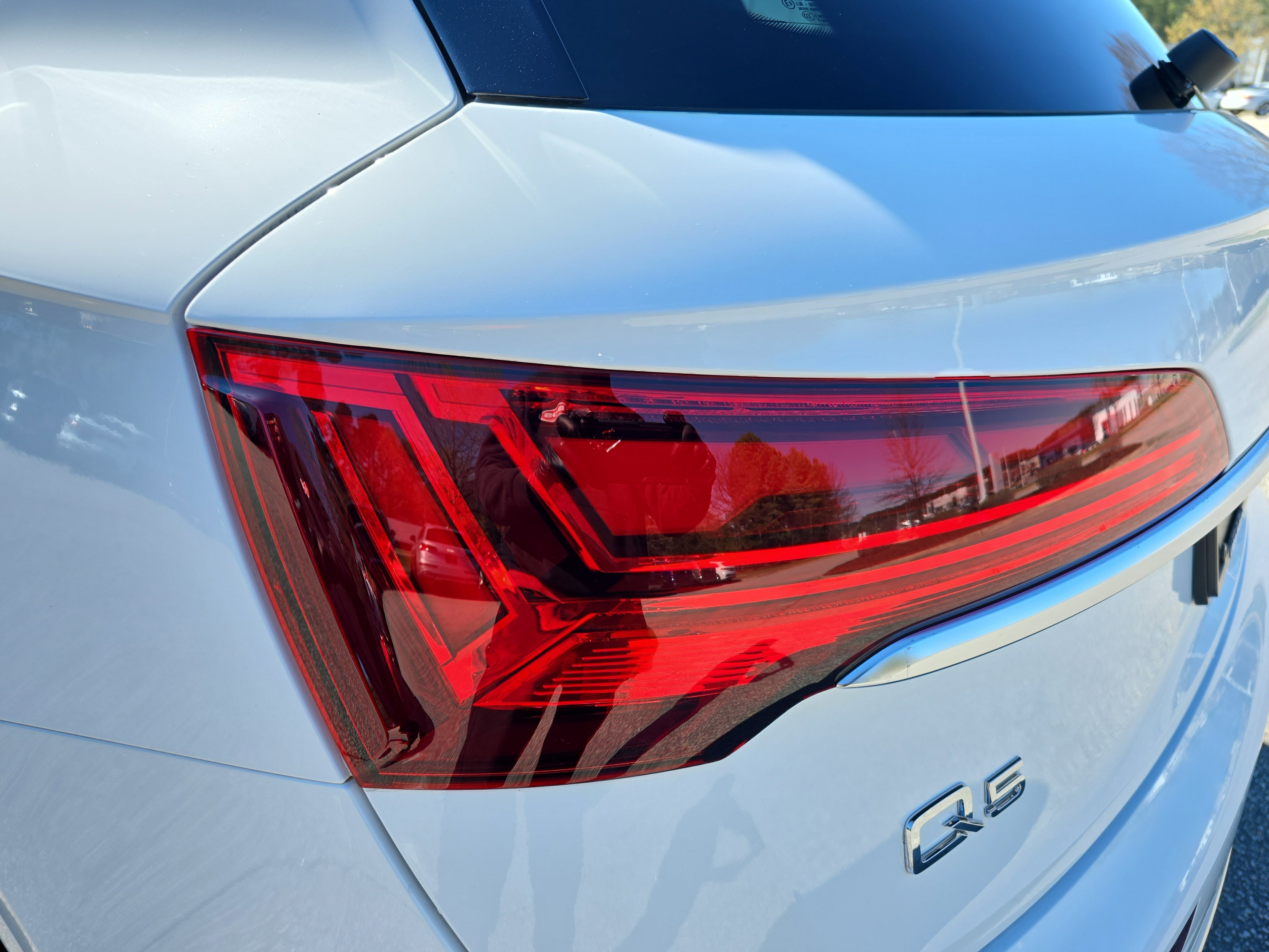 Certified 2023 Audi Q5 e Premium Plus w/ Premium Plus Package image 33