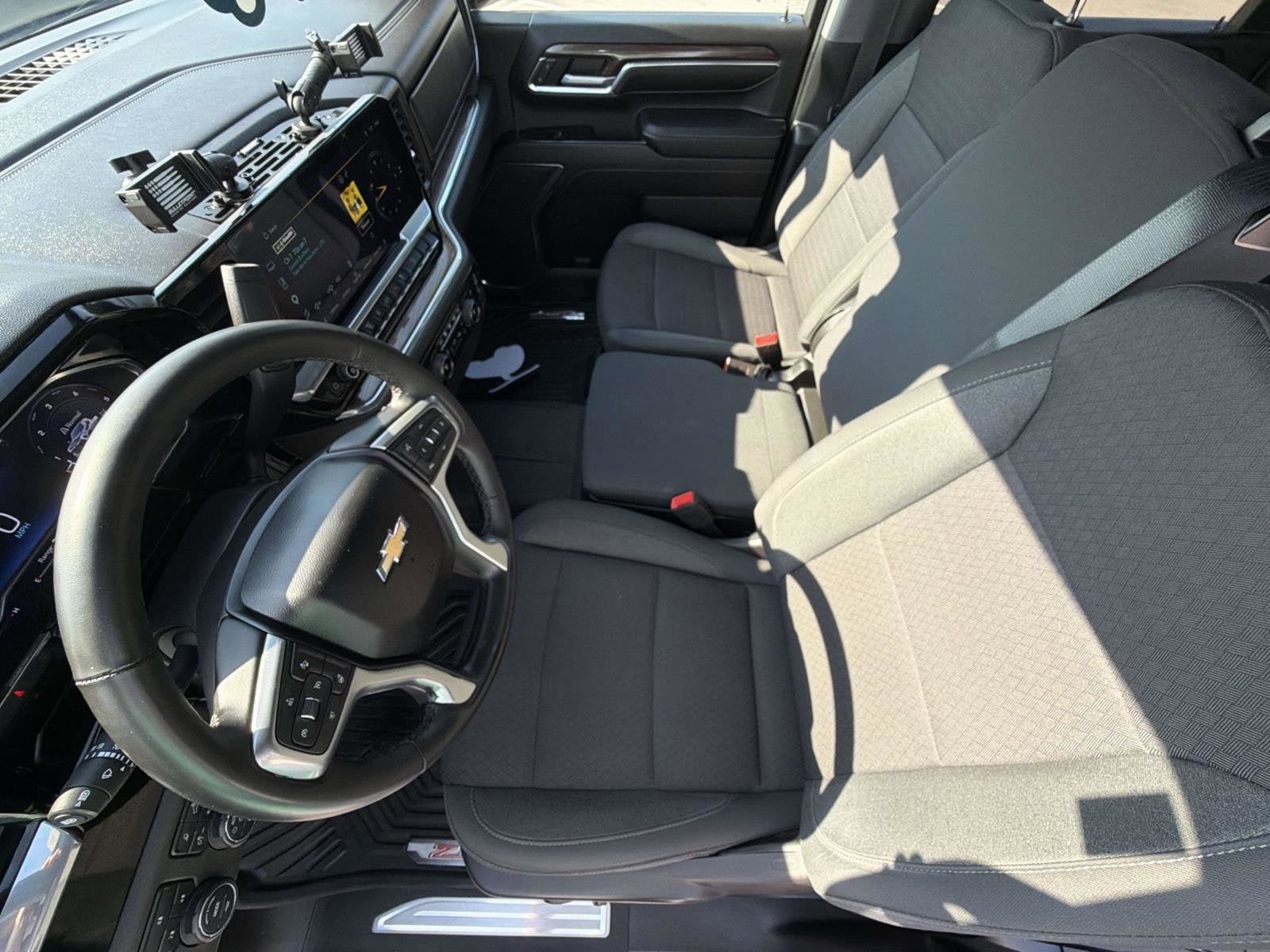 Certified 2024 Chevrolet Silverado 2500 LT AWD/4WD image 3