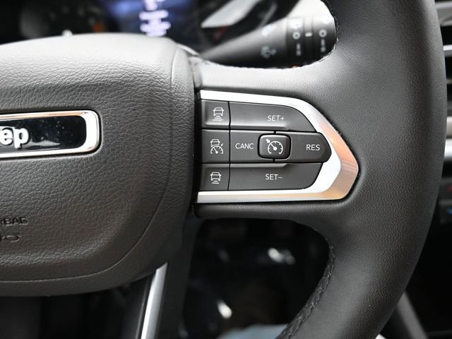 Used 2025 Jeep Compass Limited AWD/4WD image 16