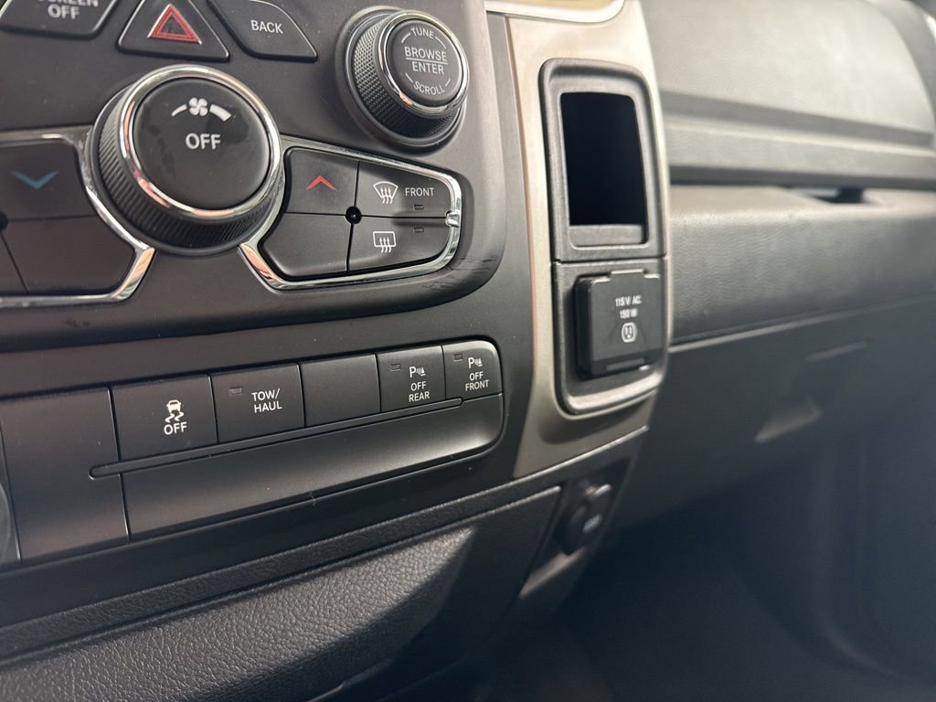 Used 2015 RAM 1500 Big Horn image 22