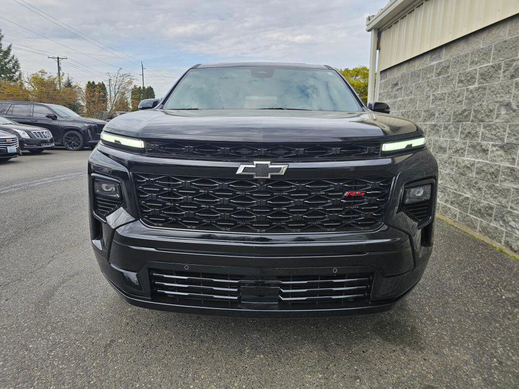 Used 2024 Chevrolet Traverse RS w/ LPO, Floor Liner Package image 12