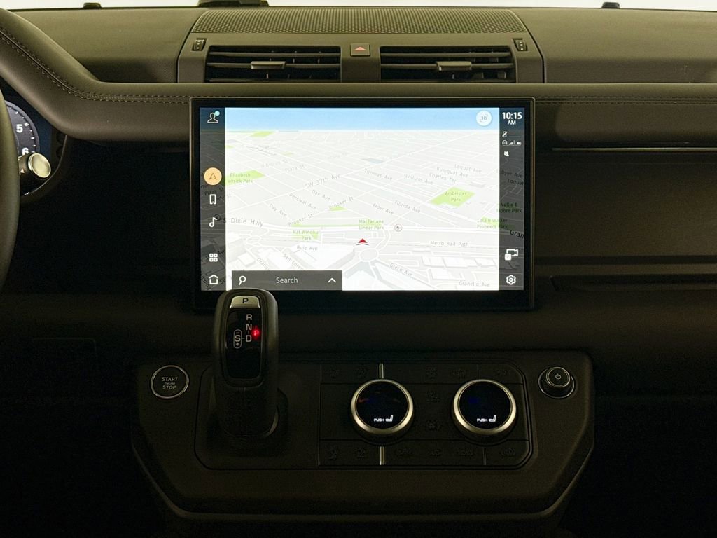 Used 2025 Land Rover Defender 110 S image 24