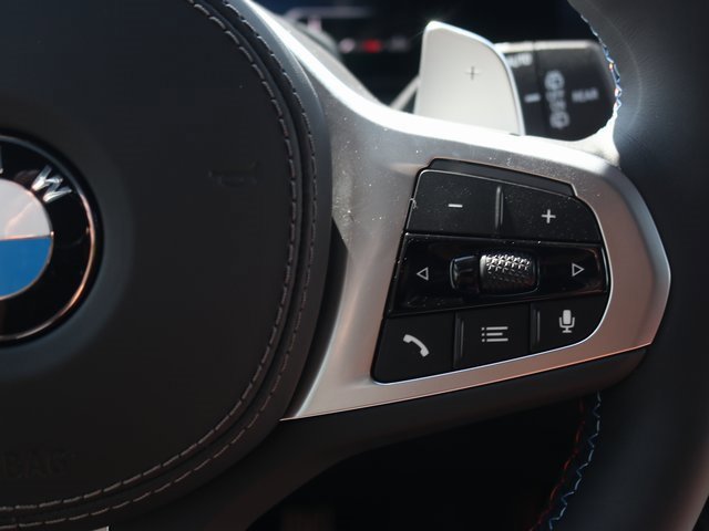New 2026 BMW X7 M60i image 17