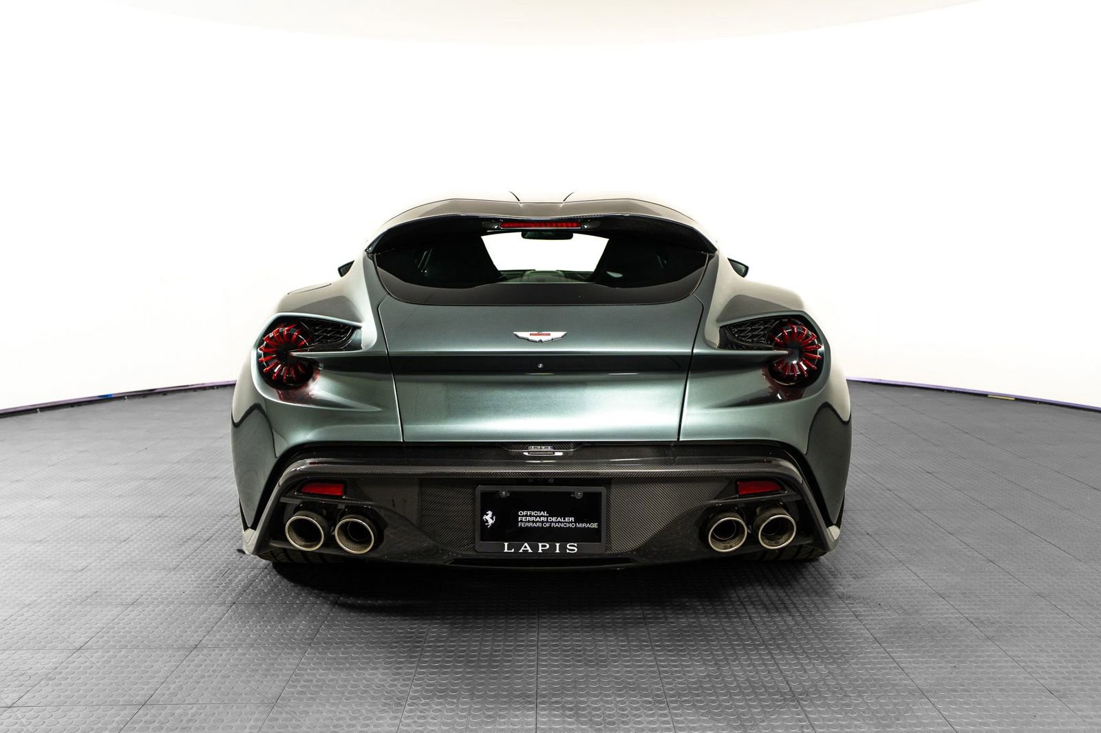 Used 2019 Aston Martin Vanquish Zagato image 2