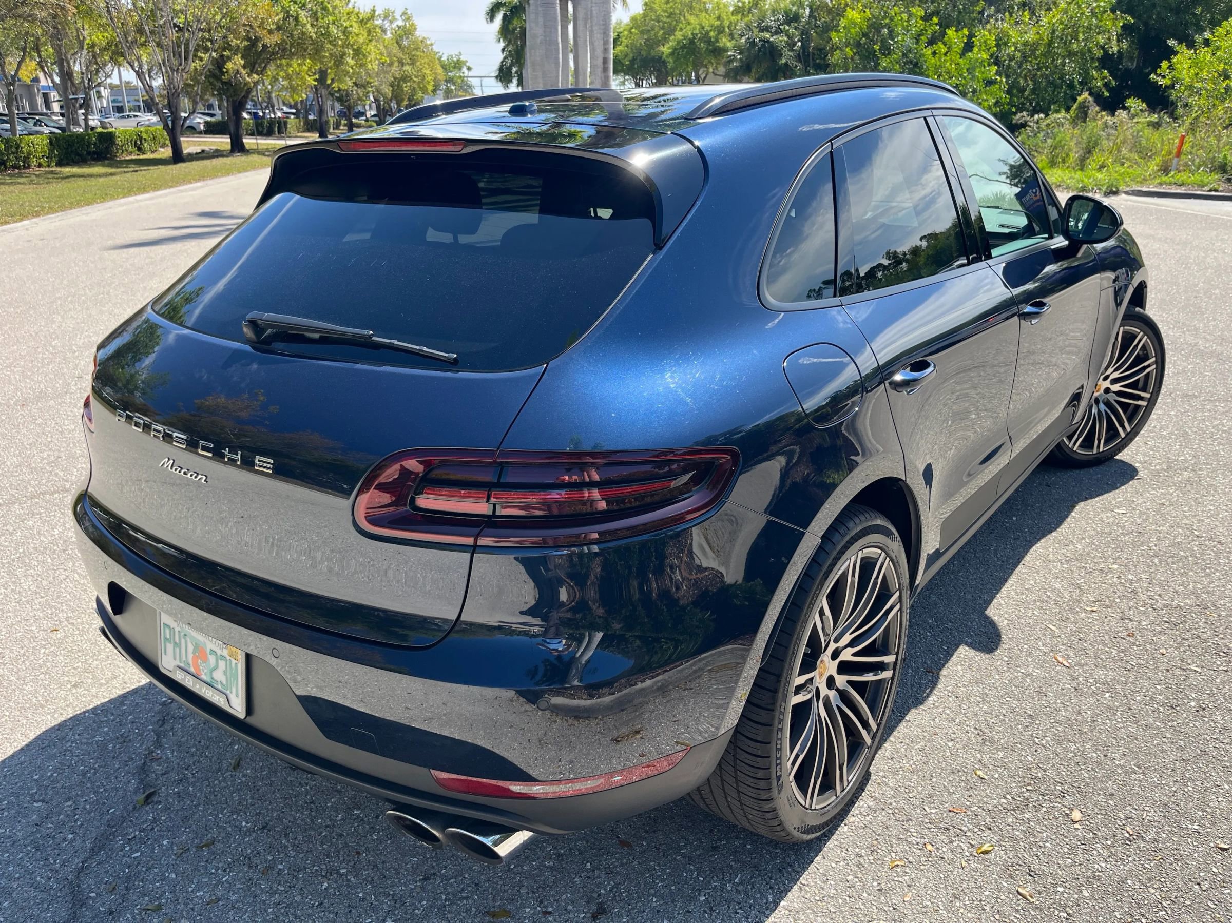 Used 2018 Porsche Macan Sport Edition image 5