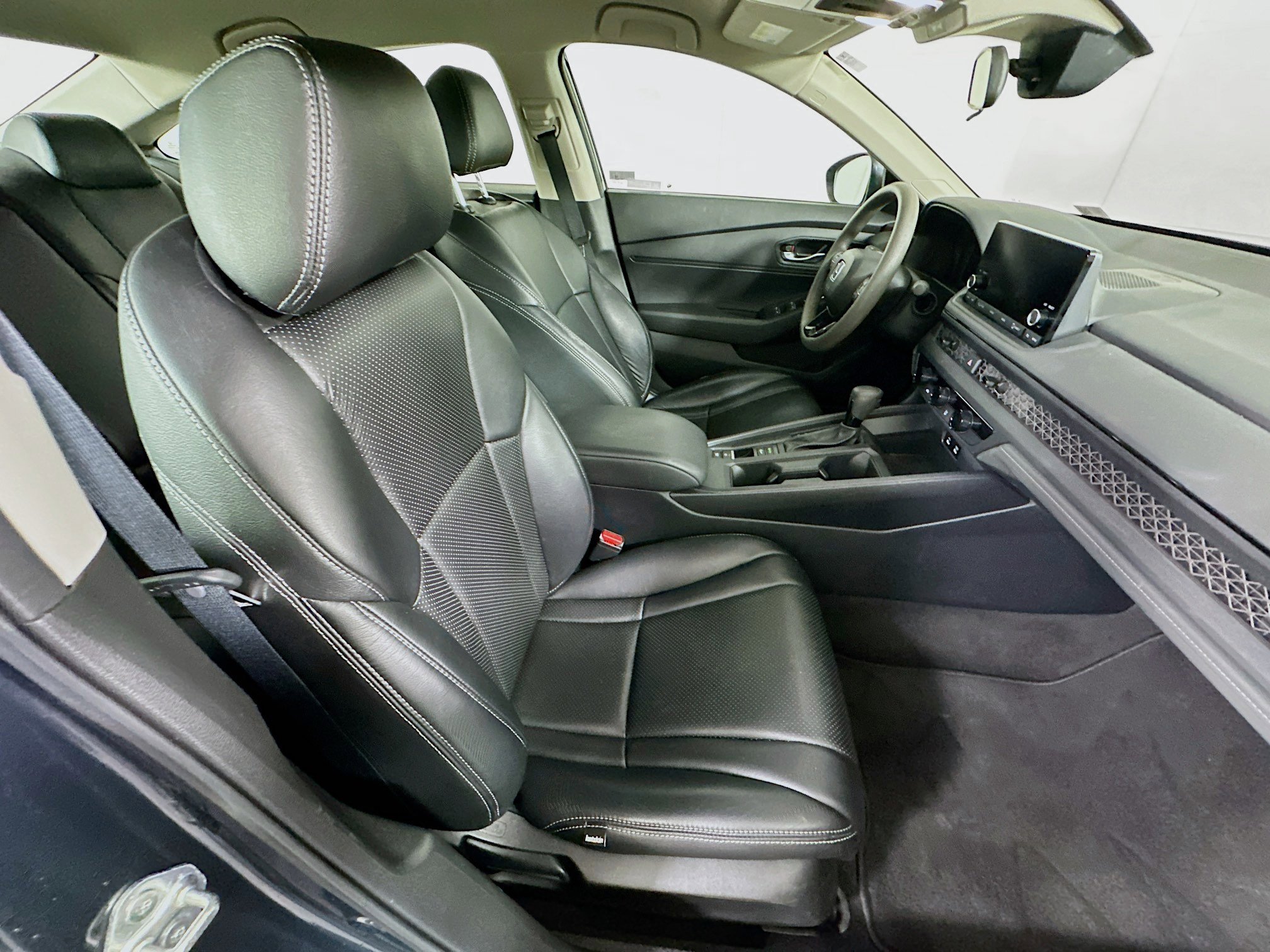 Used 2024 Honda Accord LX image 27
