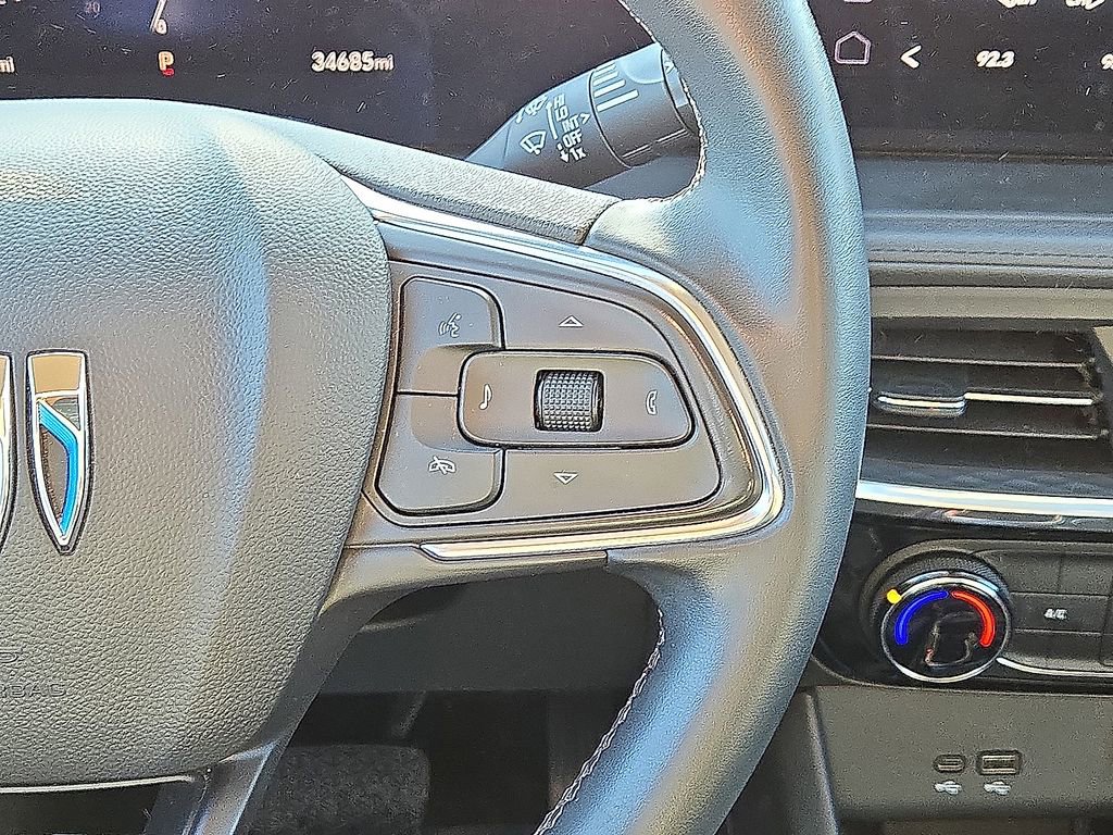 Used 2024 Buick Encore GX Sport Touring image 18