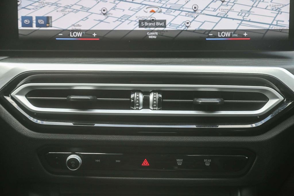 Used 2024 BMW 330i Sedan w/ Convenience Package RWD image 13