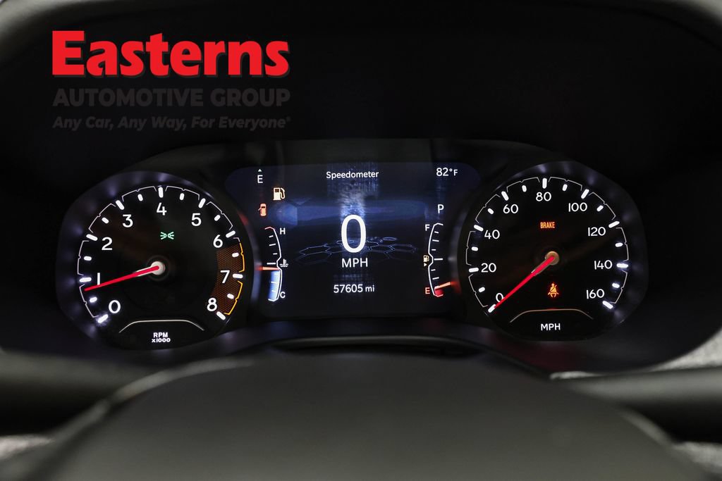 Used 2024 Jeep Compass Latitude AWD/4WD image 17