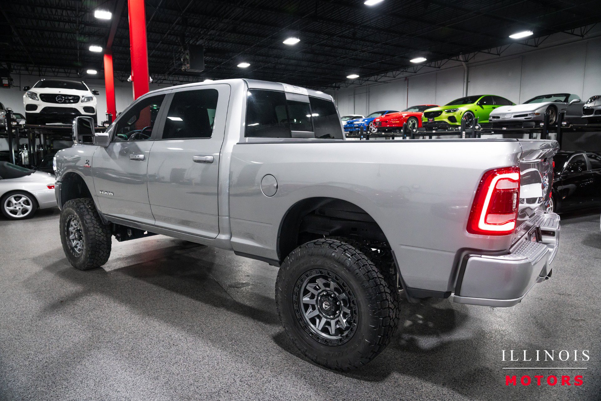Used 2024 RAM 2500 Laramie AWD/4WD image 3