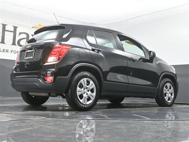 Used 2019 Chevrolet Trax LS image 32