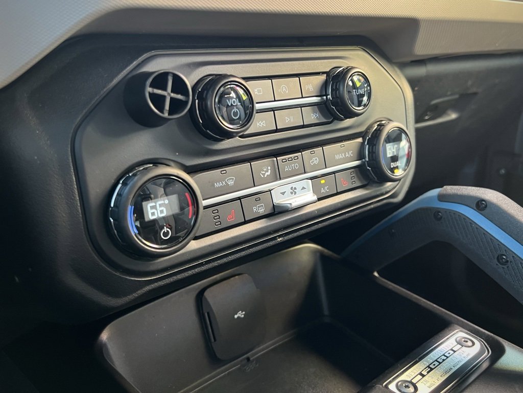 Used 2023 Ford Bronco Wildtrak image 69