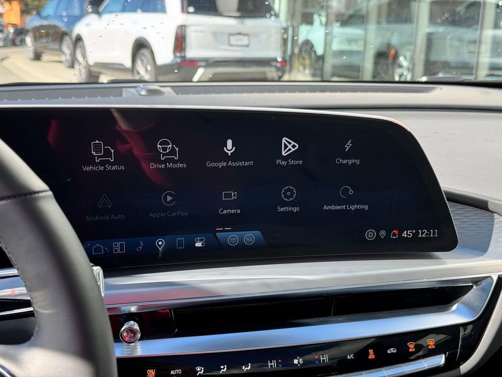 Used 2025 Cadillac Lyriq Sport image 22