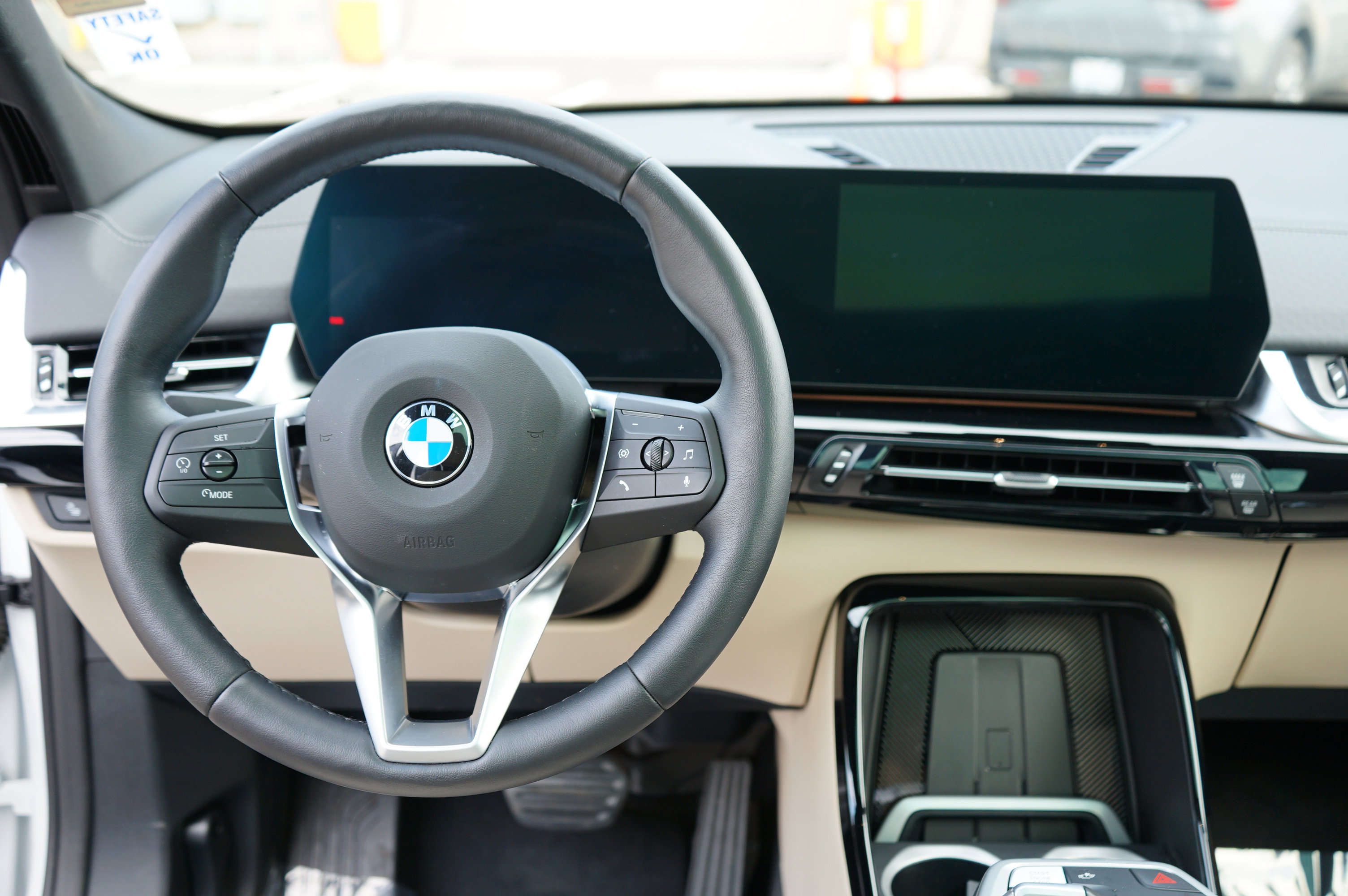 Used 2025 BMW X2 xDrive28i w/ Convenience Package image 22