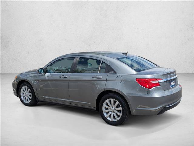 Used 2012 Chrysler 200 Touring FWD image 7