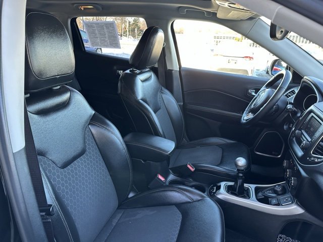 Used 2018 Jeep Compass Latitude w/ Safe & Security Group image 16