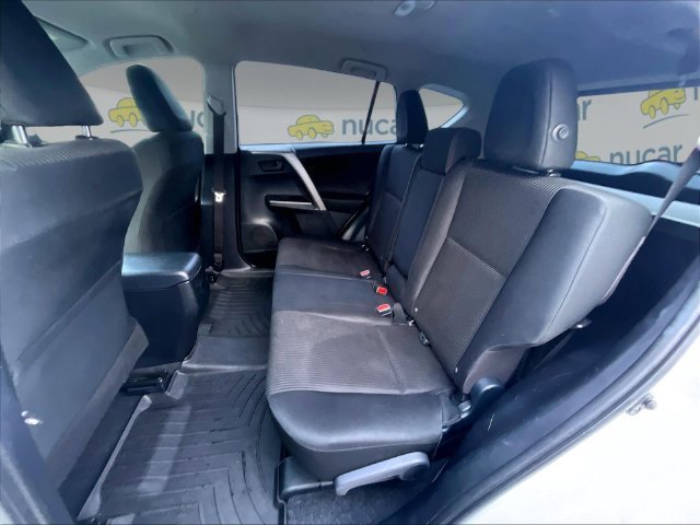 Used 2018 Toyota RAV4 LE AWD/4WD image 21