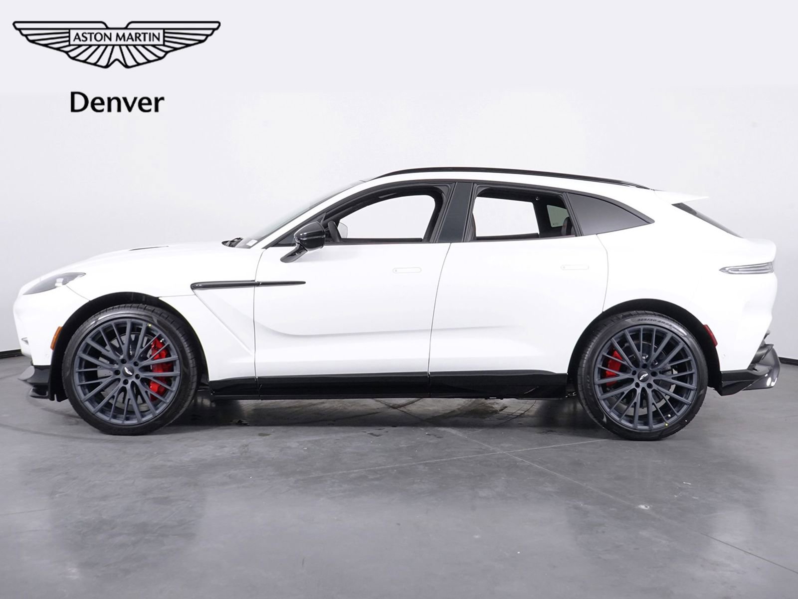 New 2026 Aston Martin DBX 707 AWD/4WD image 2