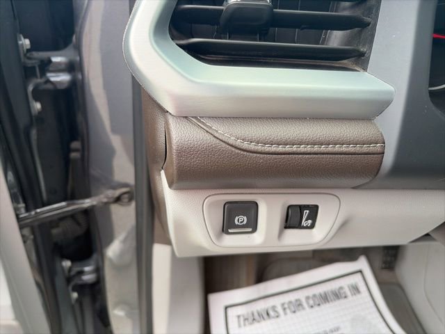 Used 2021 GMC Acadia SLE FWD image 19