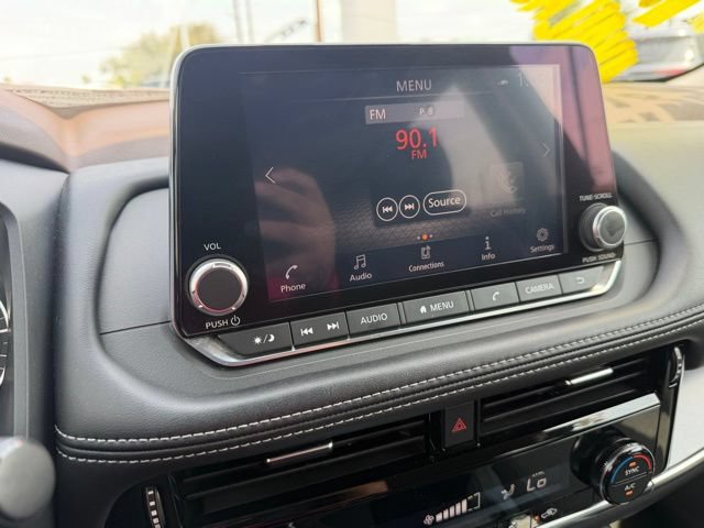 Certified 2022 Nissan Rogue SV FWD image 20