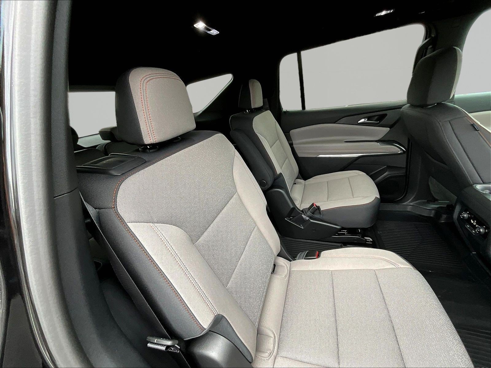 New 2027 Chevrolet Traverse LT w/ Sun and Wheel Package AWD/4WD image 20