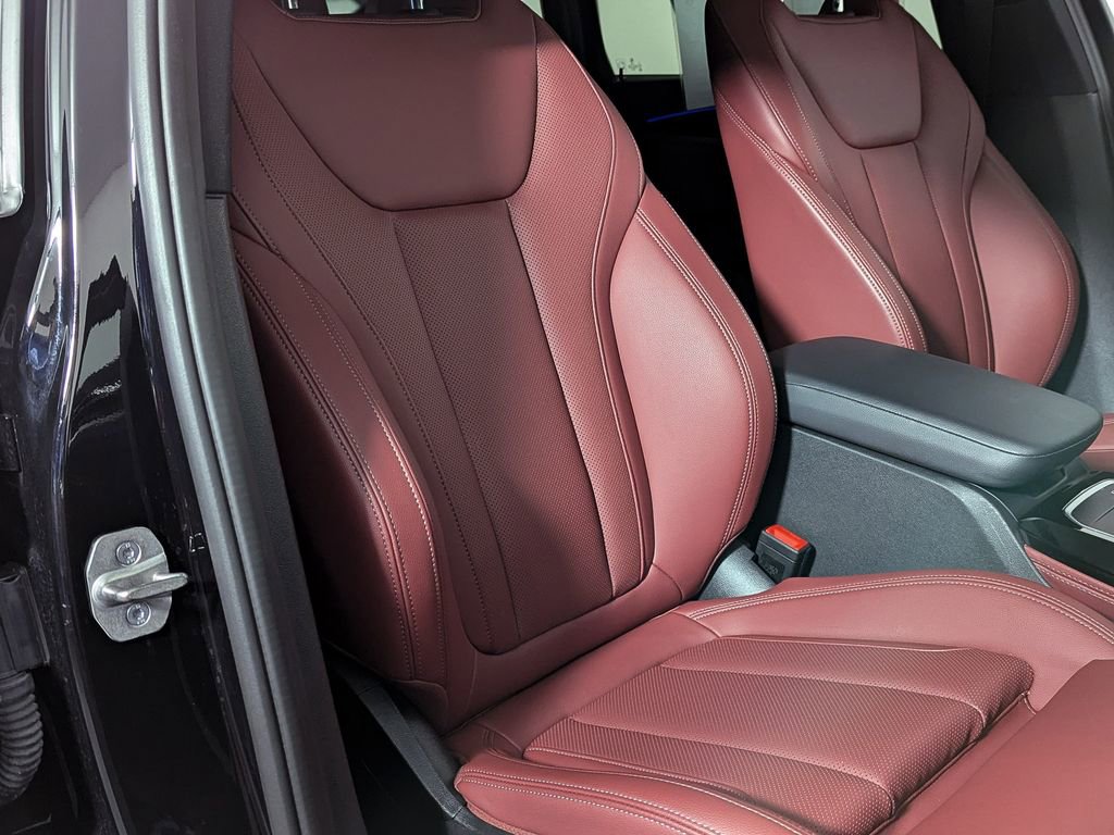 Certified 2023 BMW X4 xDrive30i w/ Convenience Package image 25