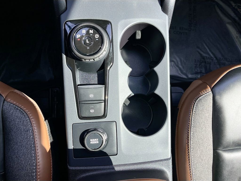 Used 2024 Ford Bronco Sport Outer Banks image 16