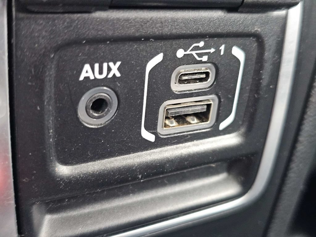 Used 2018 Jeep Wrangler Unlimited Sport S AWD/4WD image 21