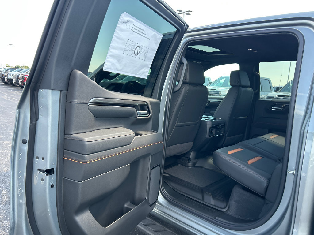New 2026 GMC Sierra 1500 AT4 w/ AT4 Premium Package AWD/4WD image 36