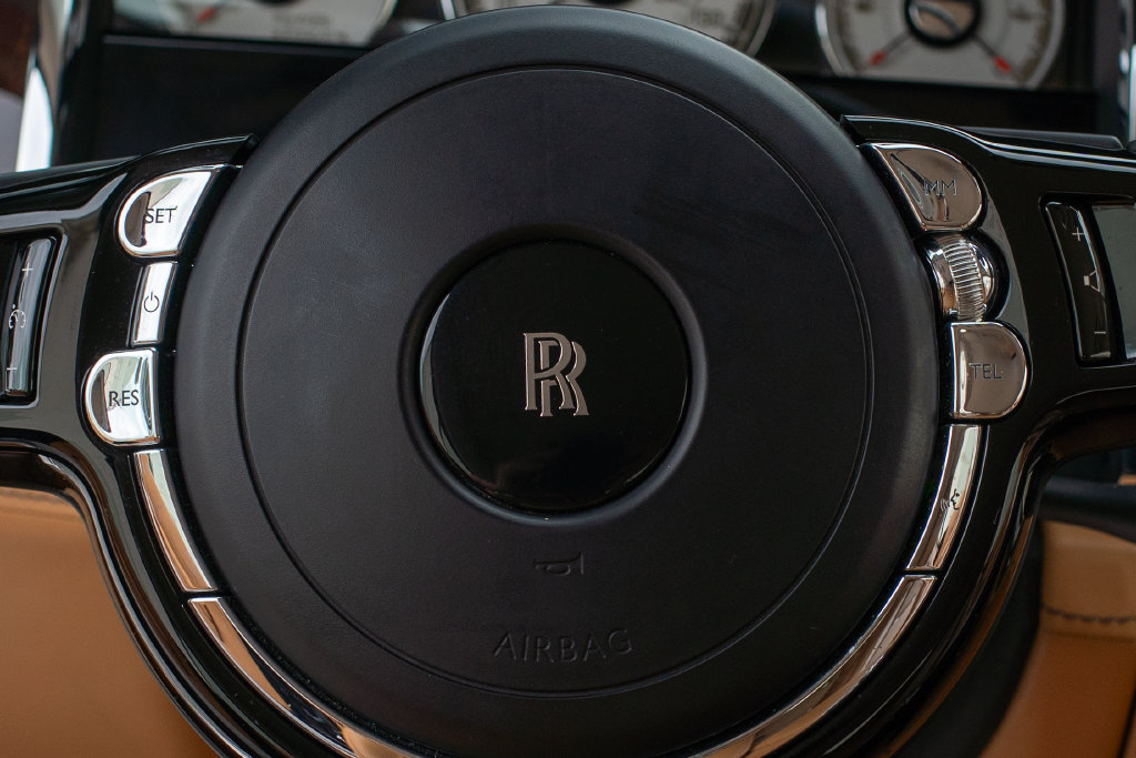 Certified 2017 Rolls-Royce Wraith RWD image 35