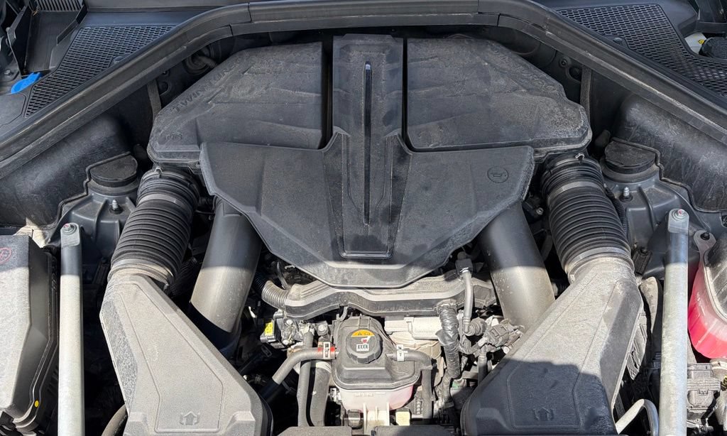 Certified 2025 Genesis GV80 3.5T AWD/4WD image 8