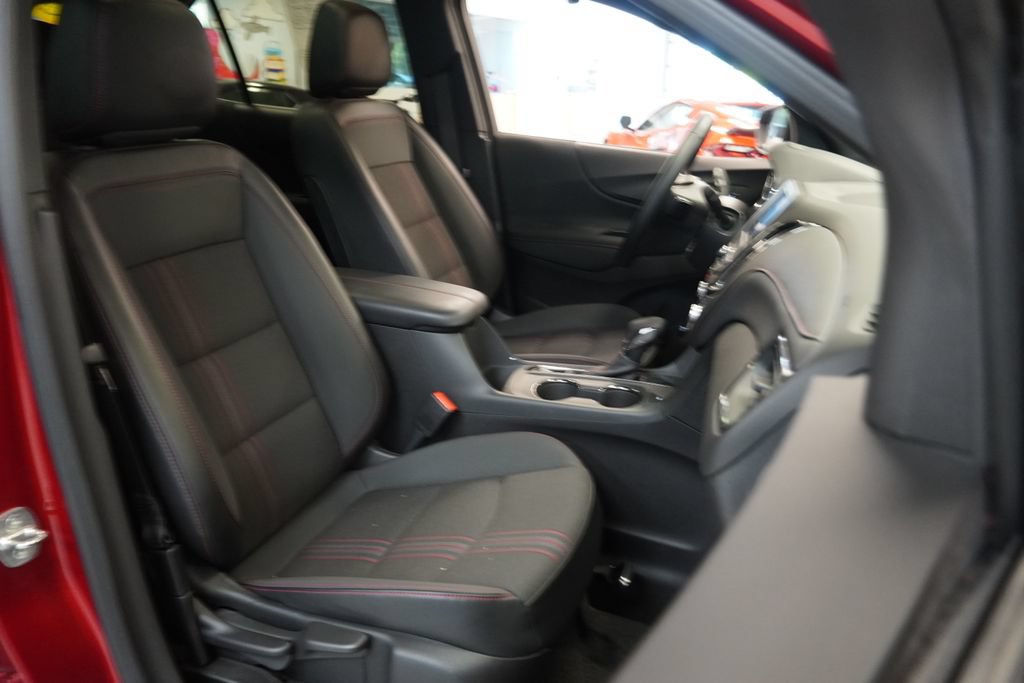 Certified 2023 Chevrolet Equinox RS FWD image 37