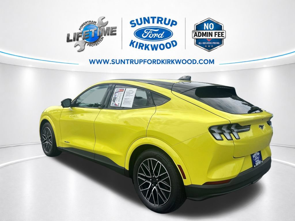 Used 2025 Ford Mustang Mach-E Premium RWD image 3