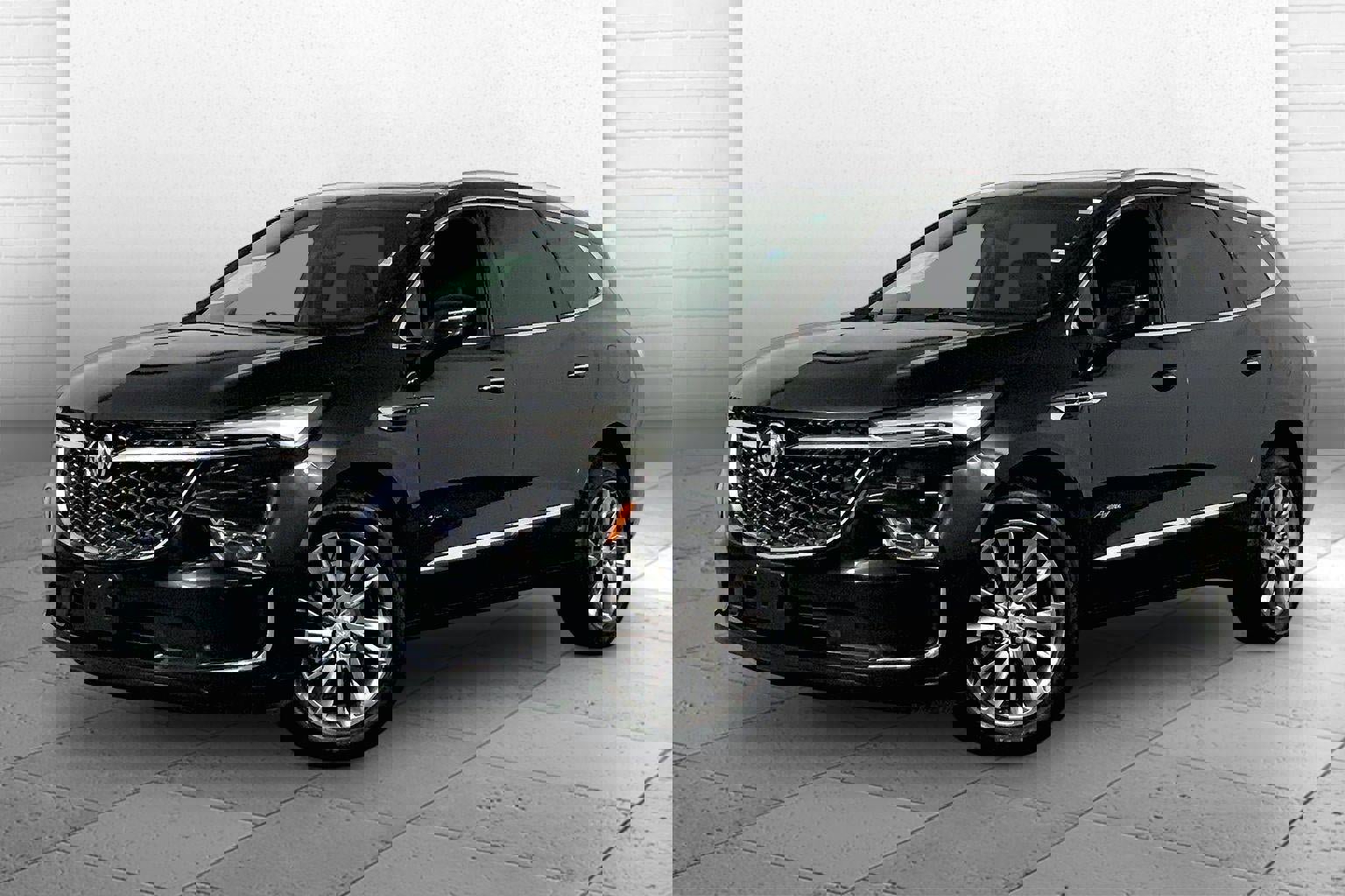 Used 2022 Buick Enclave Avenir w/ Avenir Technology Package image 12