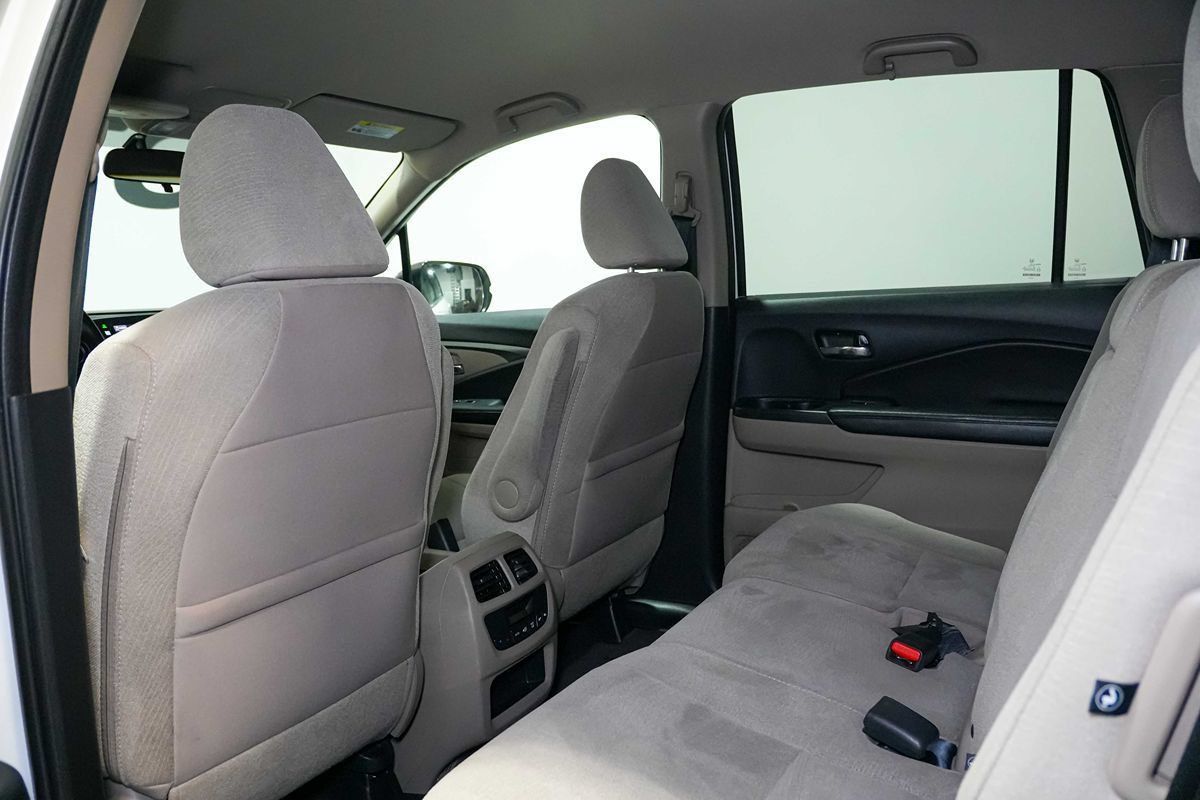 Used 2016 Honda Pilot EX image 18