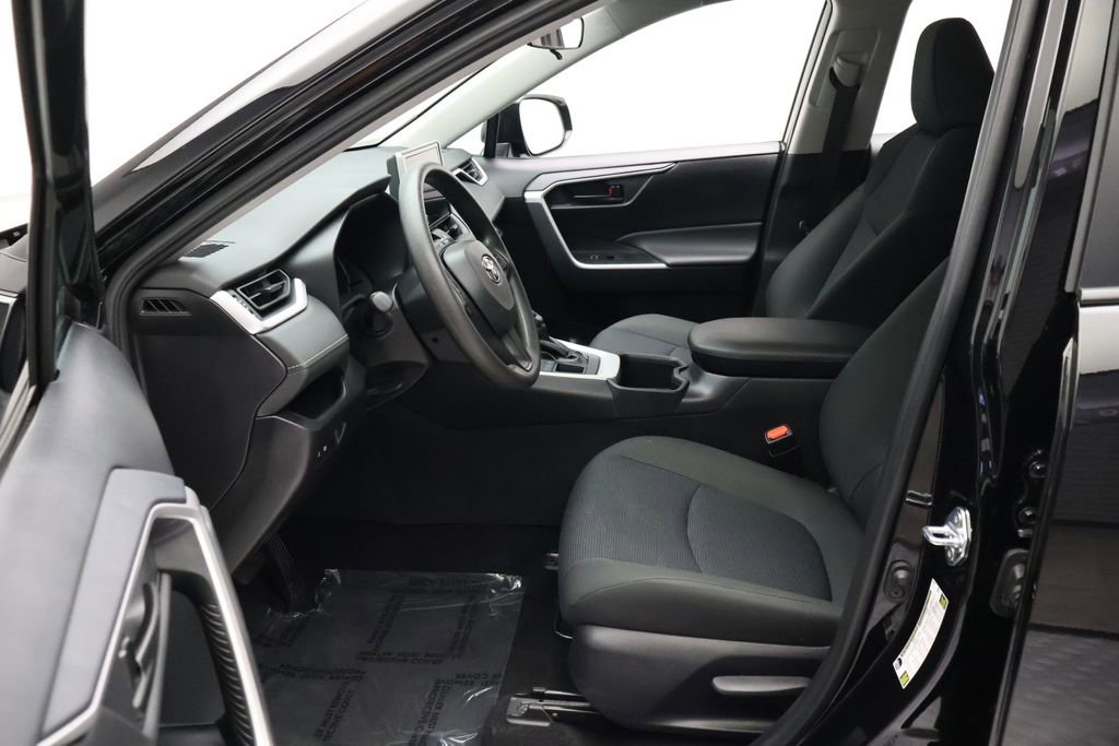 Certified 2025 Toyota RAV4 LE image 14