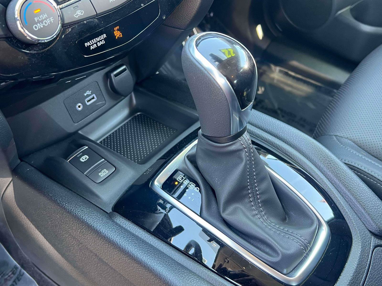 Used 2022 Nissan Rogue Sport SL AWD/4WD image 11