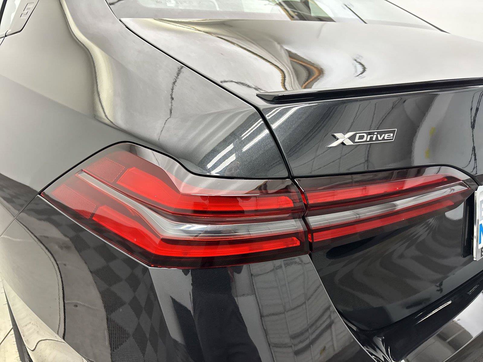 New 2027 BMW 530i xDrive w/ M Sport Package AWD/4WD image 19